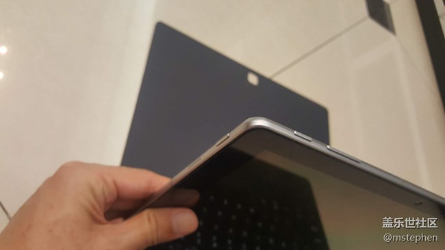 出非常新的自用galaxy tabpro s一臺(tái)