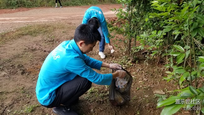 四川分公司-王春燕團(tuán)隊(duì)-還成都一個(gè)碧水藍(lán)天