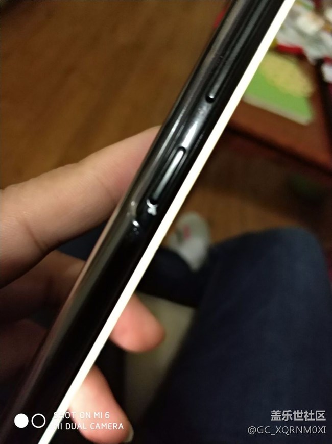 才用一個(gè)月不到Note8掉漆我應(yīng)該怎么辦好退嗎?