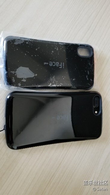 就是這么專一，用了5年的手機殼