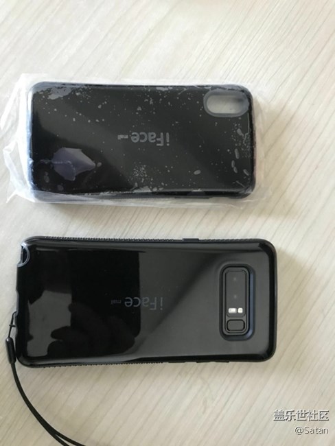 就是這么專一，用了5年的手機殼