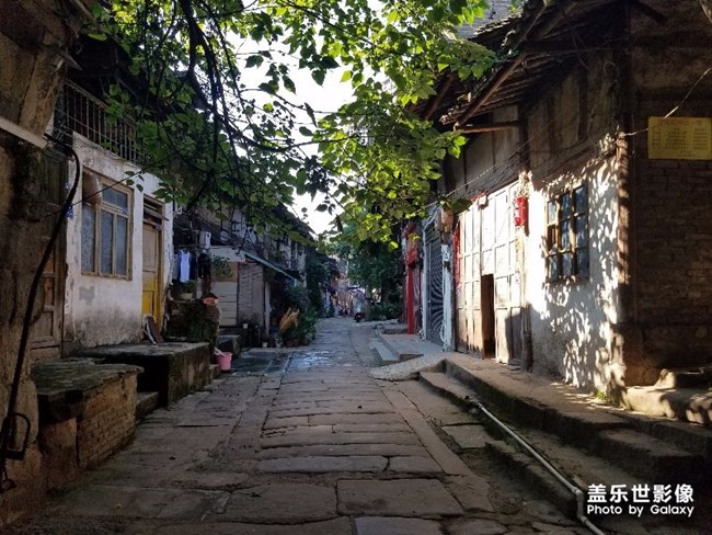 大塊吃肉，大碗喝酒