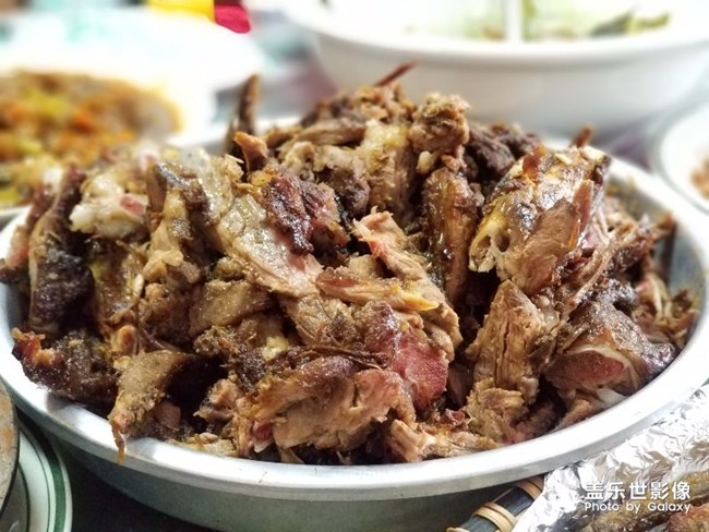 吊燒雞，烤全羊！美味極了