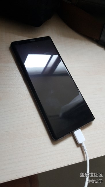 Note 8 從不能無線充電，到不能充電