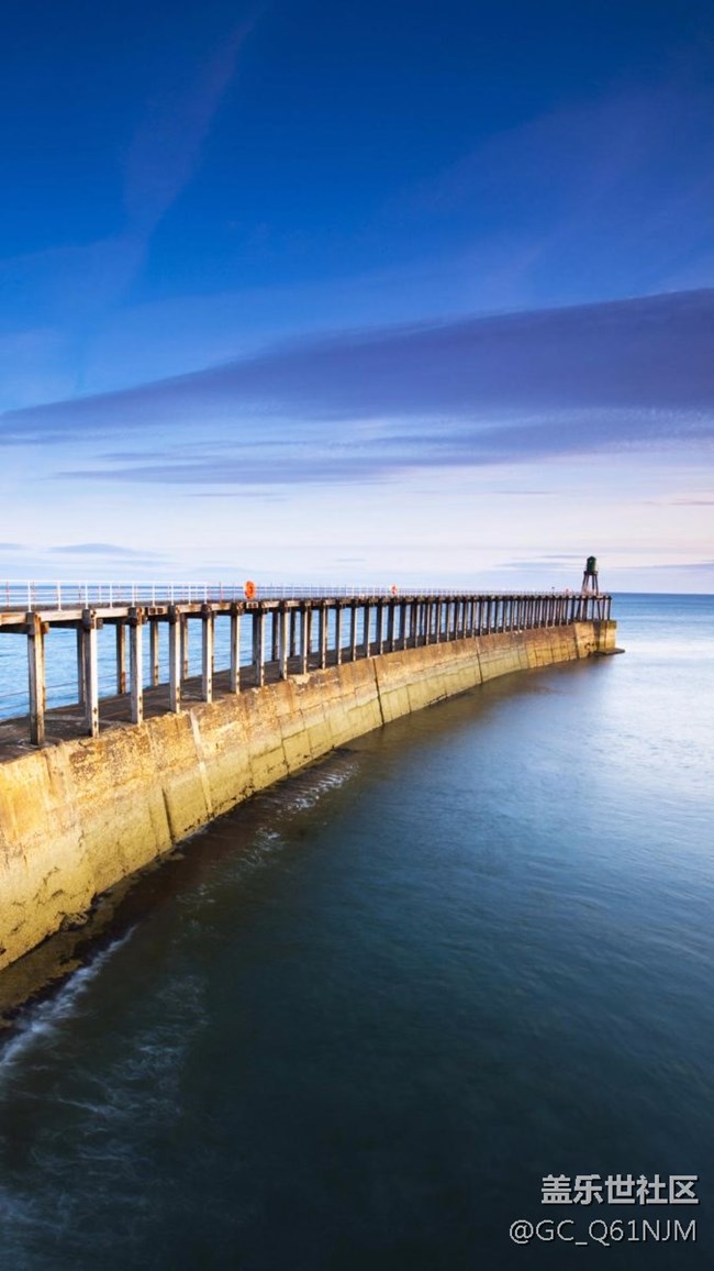 分享幾張高清壁紙。。。