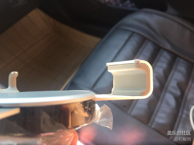 三星S7 edg搭配重力感應(yīng)車(chē)載手機(jī)支架測(cè)評(píng)