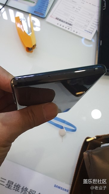 拆機(jī)，是不是第一個(gè)？