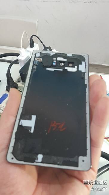 拆機(jī)，是不是第一個(gè)？