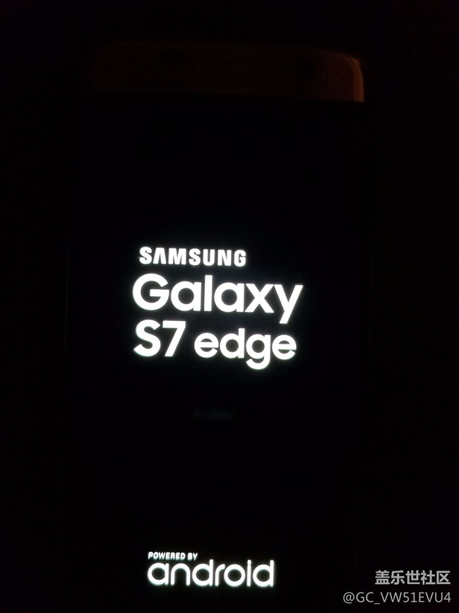 手機(jī)不斷重啟進(jìn)不了待機(jī)頁面拷不出圖片