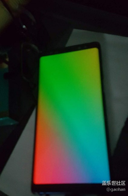 緊急求助:> Note8充電花屏正常嗎？
