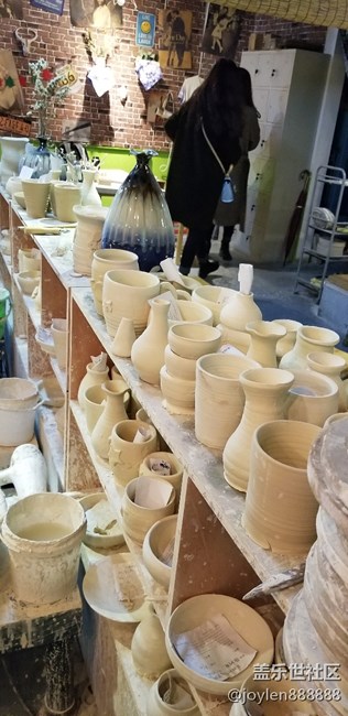 相約石器時(shí)代陶藝工作室