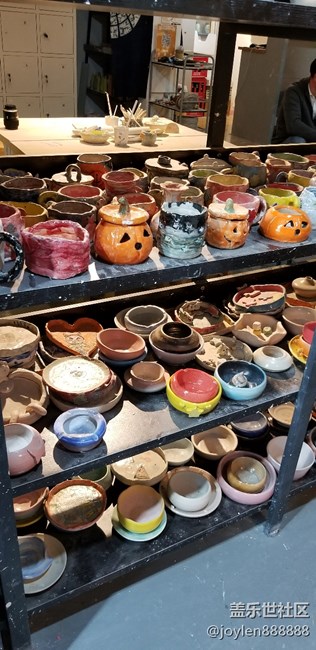 相約石器時(shí)代陶藝工作室