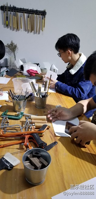 相約石器時(shí)代陶藝工作室