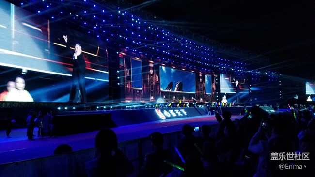 12-01 廈門市體育中心w2018演唱會
