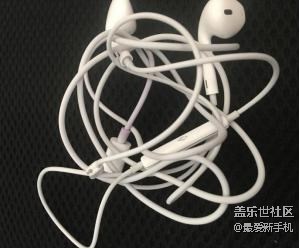 佛系90后都忍無可忍了，果斷換成三星耳機