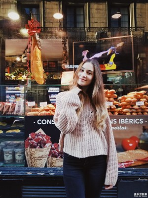 拍才知道，你的微笑真好看-Galaxy Note8眼中的西班牙