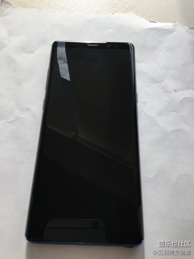 Note8入手3個(gè)月至今沒(méi)貼膜，都來(lái)看看屏幕有沒(méi)劃痕