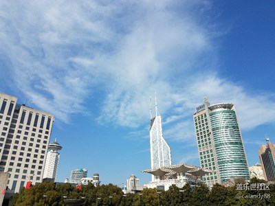 【在路上】+上海 人 民 廣 場