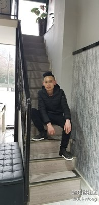 小伙伴們我是不是有點像播求？
