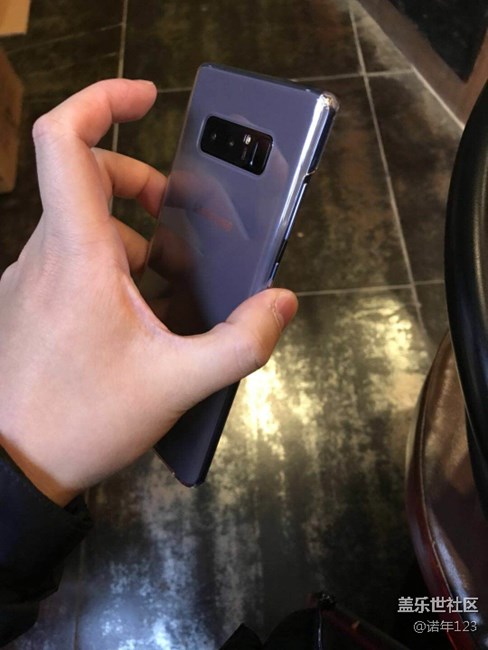 購(gòu)買四天的機(jī)器發(fā)現(xiàn)漏光，已經(jīng)成功換機(jī)！噴子可以閉嘴了