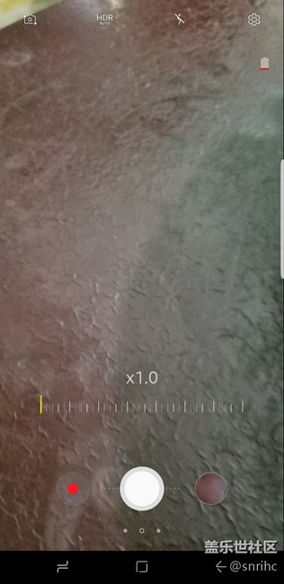 s8＋相機(jī)不能全屏，大家看看是不是和我一樣。