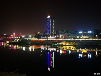 三江初攬