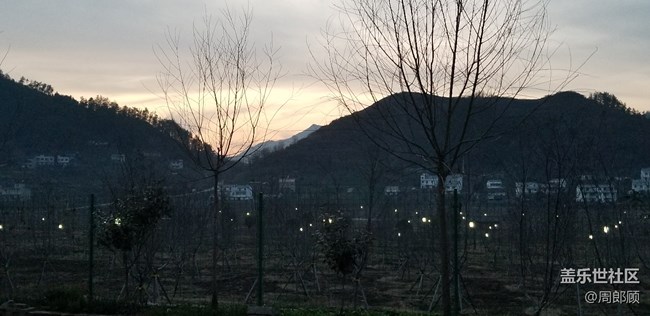 屏幕再次摔裂，換屏要1850？？！！