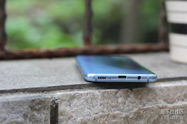 以S8+的素質現(xiàn)在一點也不過時，價格適中，合適入手