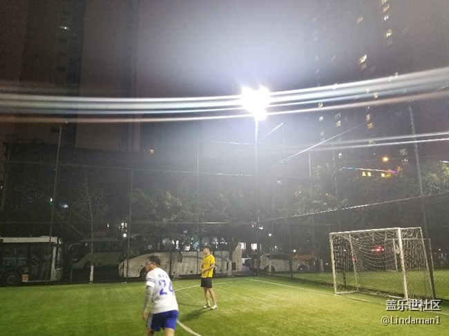 想問下 三星note8 拍照都這樣嗎？