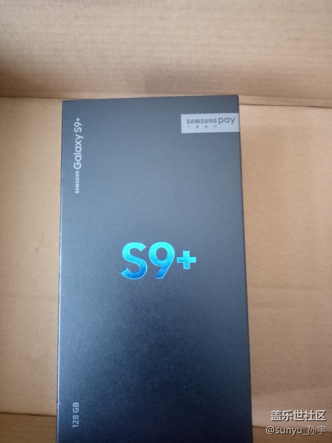 十號下午三點多到貨，開機上手，附圖（s9p，黑色，128G）