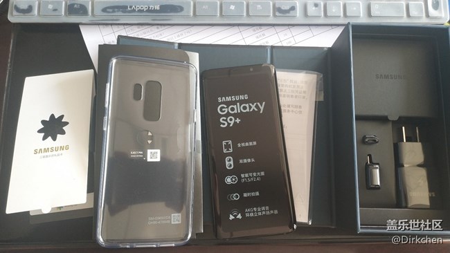 簡(jiǎn)單的開箱照片