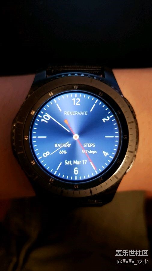Gear s3（先鋒版），升級(jí)TIZEN 3.0后表盤變英文
