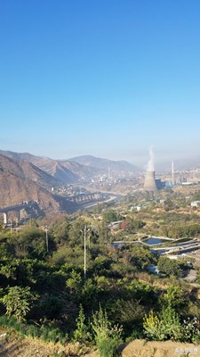 大山深處多艱難！