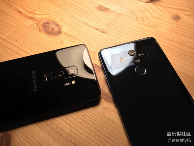 三星蓋樂世S9+與華為Mate 10 Pro外觀對比