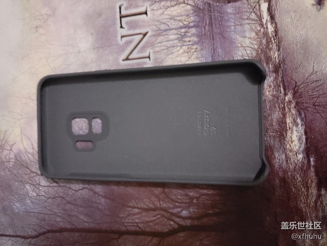 還是裸機手感好?。」倬W(wǎng)殼原價178有~發(fā)~票~，100出