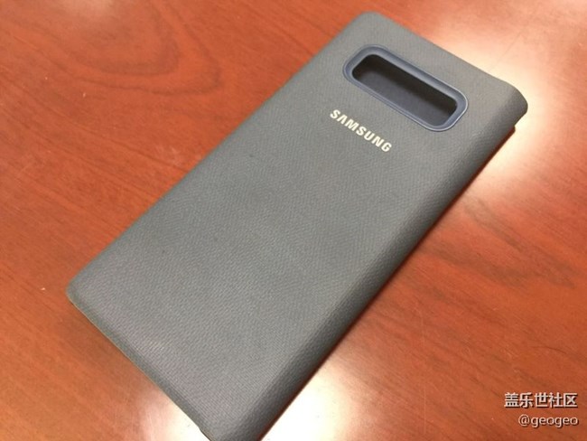 Note8原裝LED皮套評(píng)測(cè) Note8原裝LED皮套評(píng)測(cè)