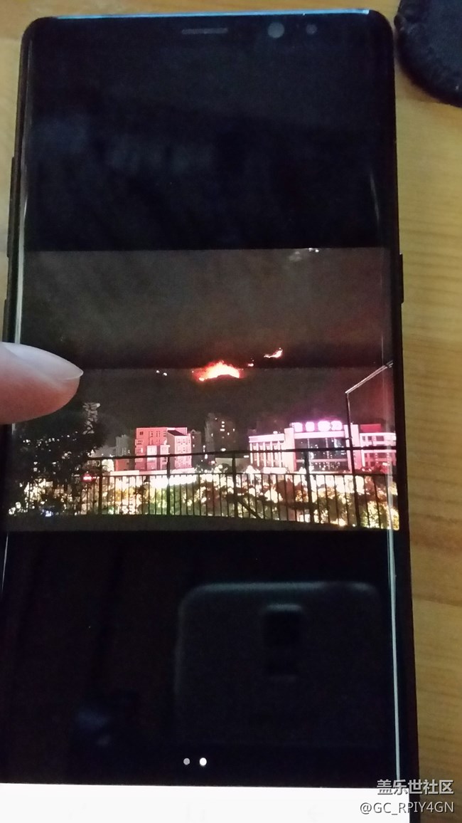 note8屏幕低亮度抖動