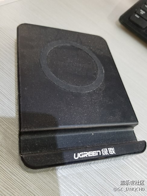 sport如何用第三方無線充電器充電