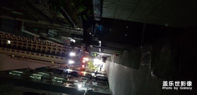 拍照出現(xiàn)白點是怎么回事，求大神解決