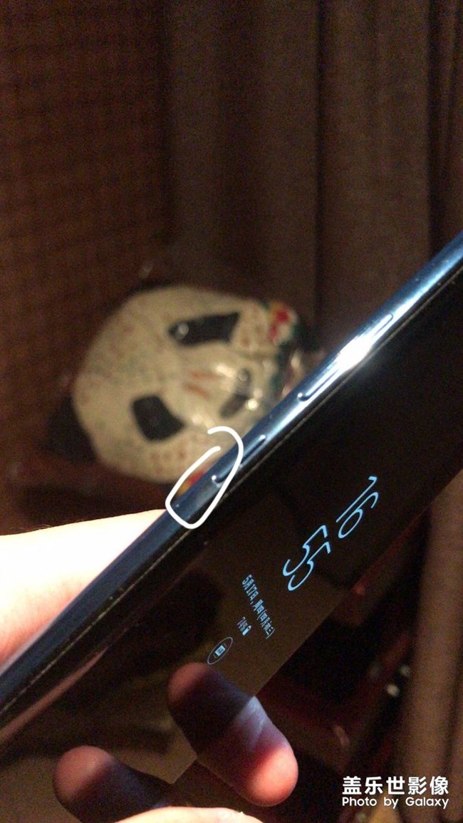 有沒有遇到金屬中框這樣的進來看看吧！