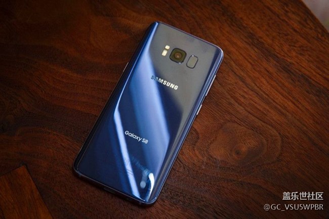 三星S8跌至“白菜價”，網(wǎng)友：給我一個買華為P20的理由？