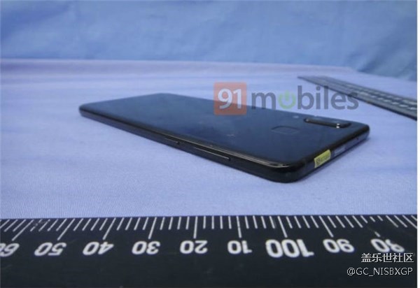 三星Galaxy A9 Star外觀確認:采用豎排雙攝 三星Galaxy A9 Star外觀確認:采用豎排雙攝