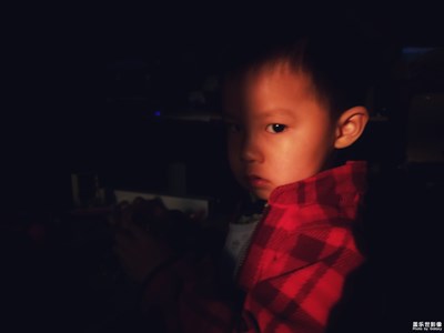 光制造出的情緒