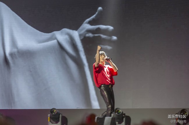 參加了一場(chǎng)“不正經(jīng)”的發(fā)布會(huì) 參加了一場(chǎng)“不正經(jīng)”的發(fā)布會(huì)