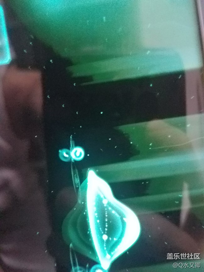 屏幕黑塊怎么解決？