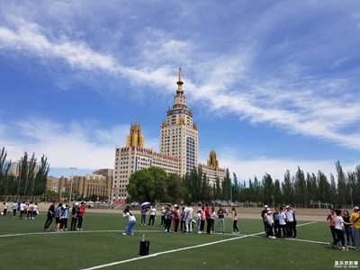 就是想拍個天