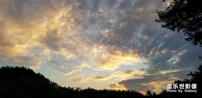 行走+發(fā)現(xiàn) 大別山的晚霞