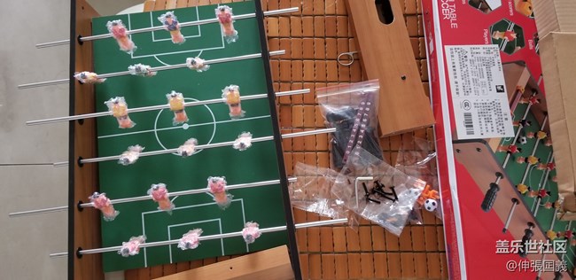 木質(zhì)小型6桿桌上足球機