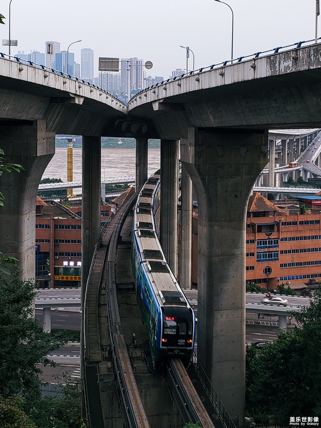 山城重慶 | 勒是霧都