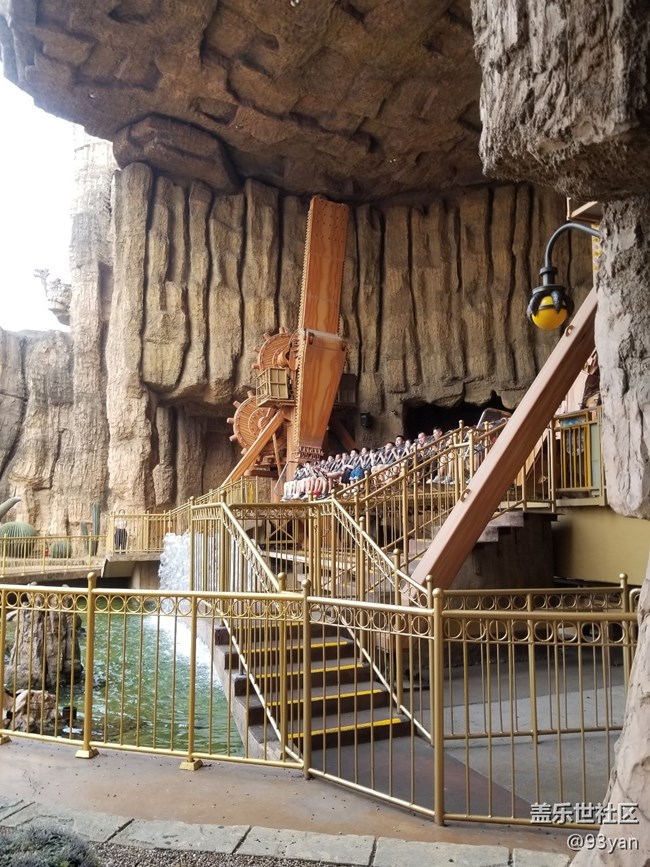 社區(qū)三周年慶之狂歡恐龍城 社區(qū)三周年慶之狂歡恐龍城